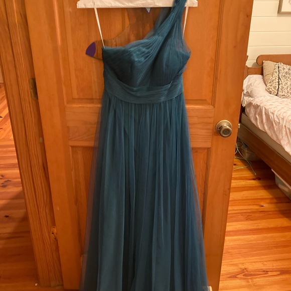 Pretty green formal dress - Picture 1 of 4